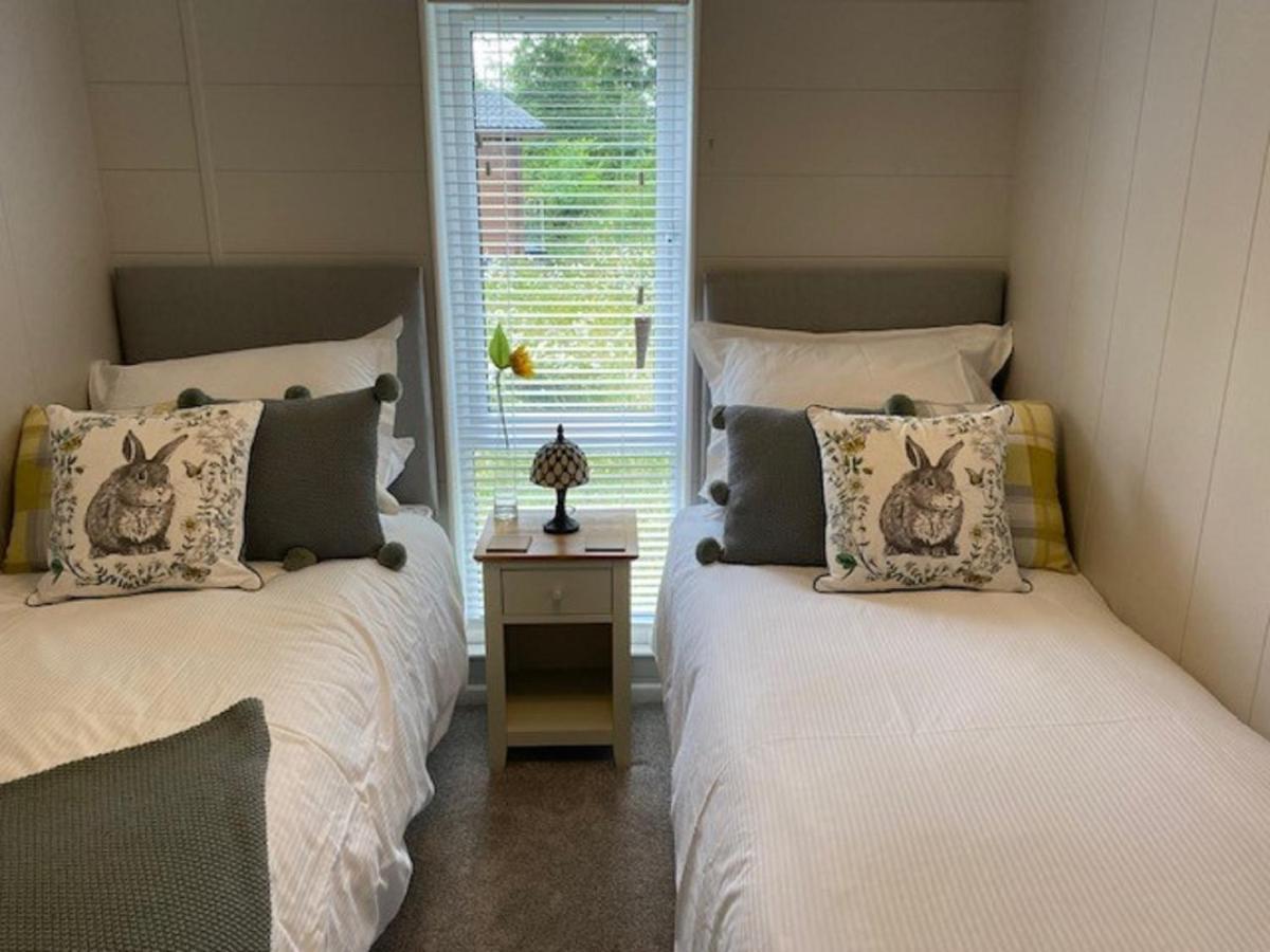 Hollicarrs - Sunflower Lodge York Værelse billede